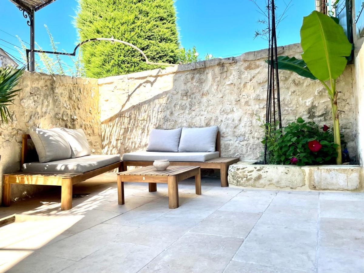 Maison De Village Fontvieille Exterior foto