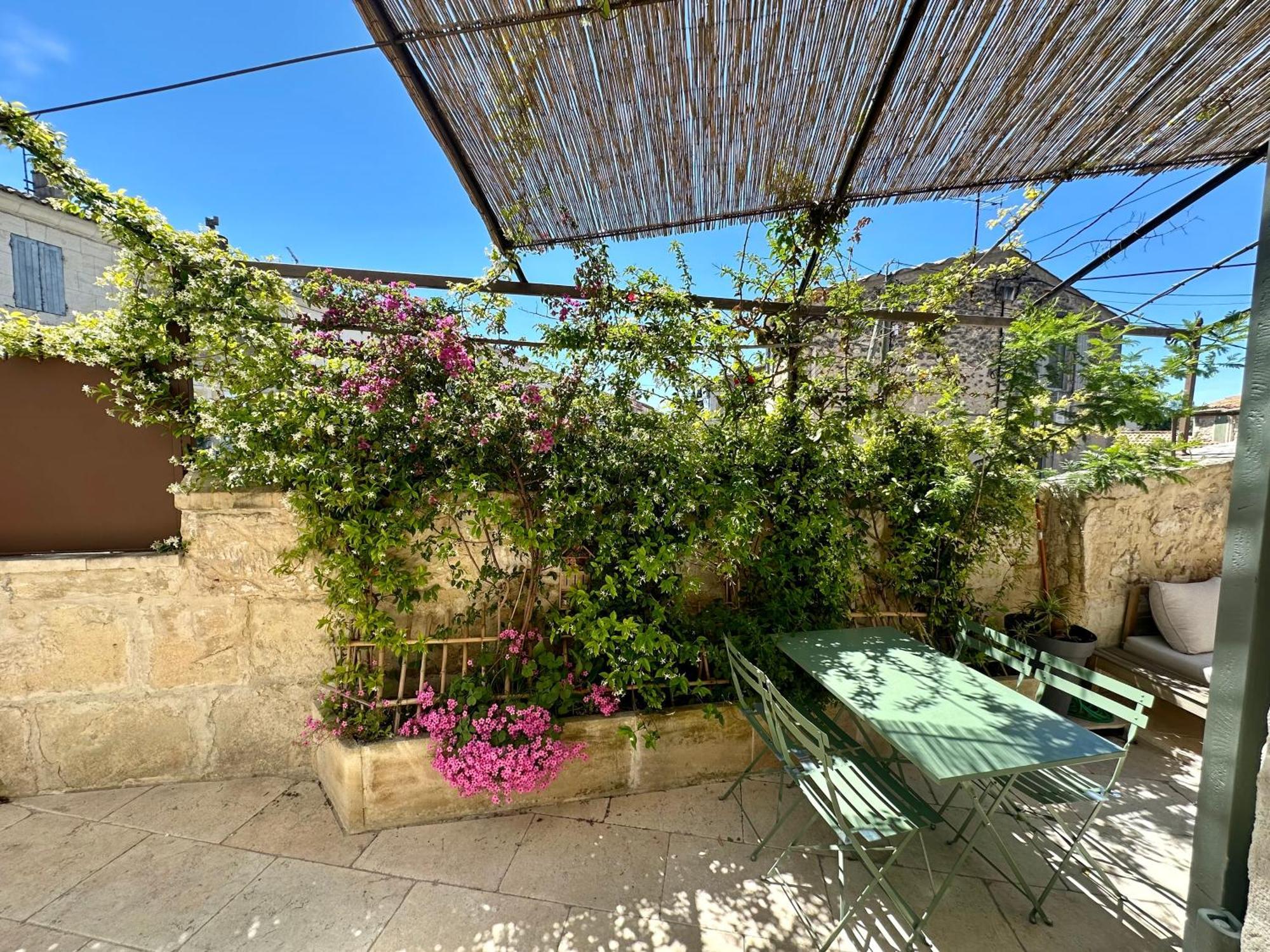 Maison De Village Fontvieille Exterior foto
